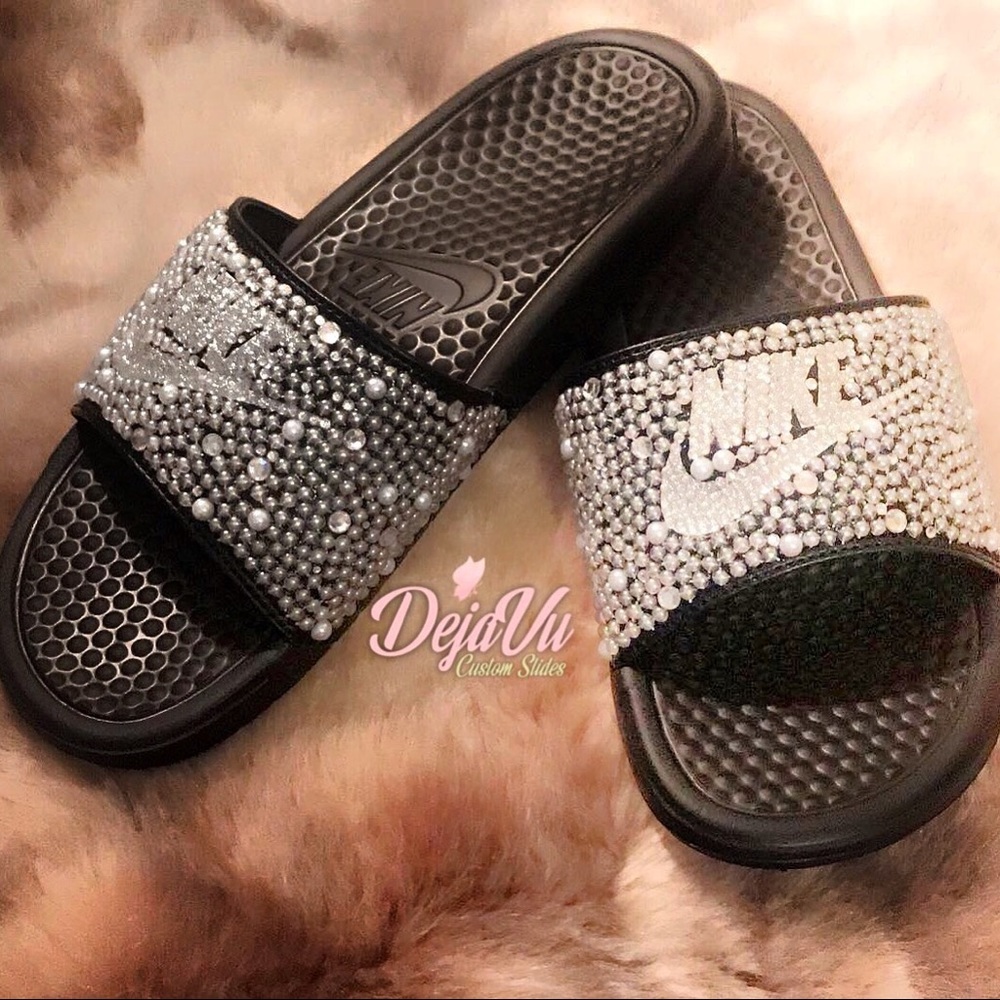 Nike slides